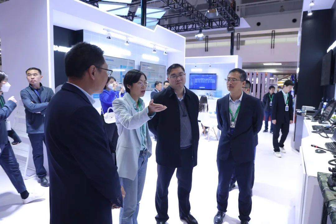 1726795064855666690.png 1726795064855666690.png